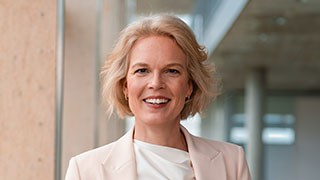 Katharina Hölzle, MBA